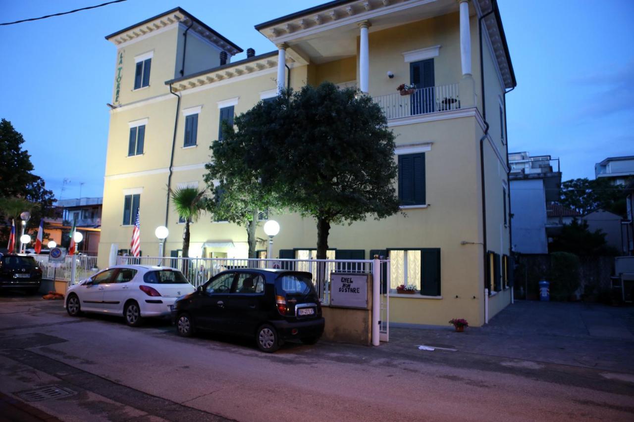 Hotel La Torre Rimini Dış mekan fotoğraf